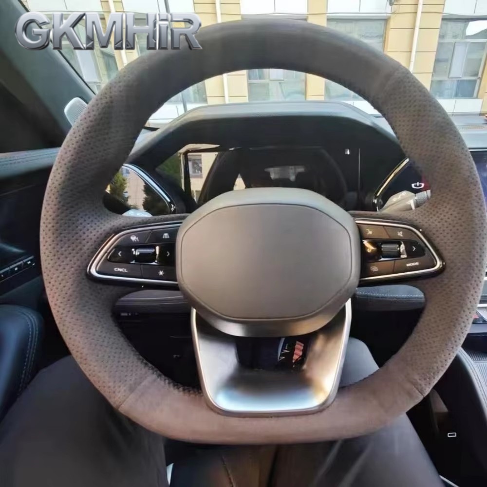 Car Steering Wheel Cover Anti Slip Breathable - การปรับแต่งพวงมาลัยรถอุปกรณ์เสริมมือเย็บหนังนิ่มหนัง Anti SLIP และนุ่มสําหรับ Geely Monjaro